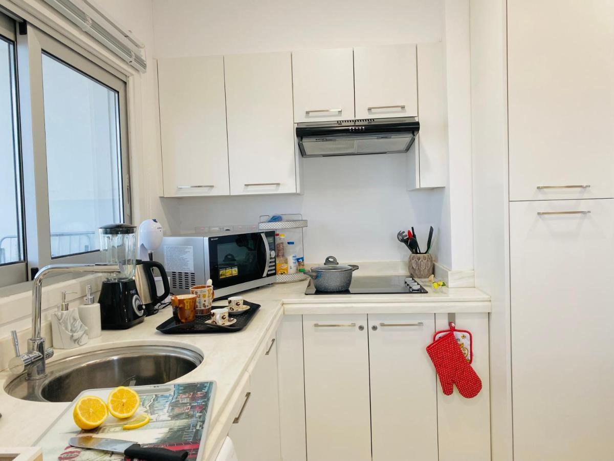 Panoramic Seaside Getaway, 2-Br Penthouse Apartment Ларнака Екстериор снимка